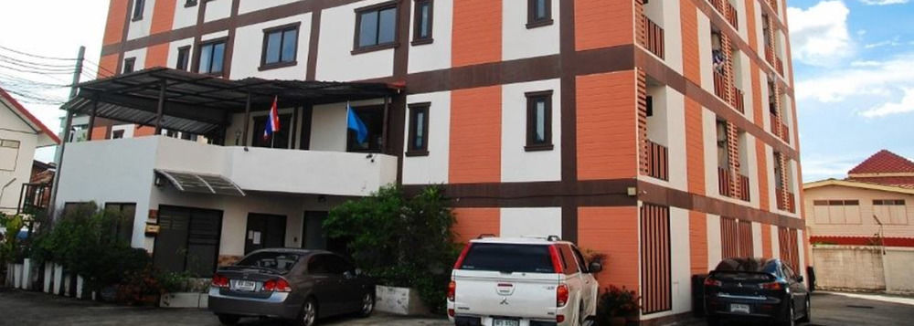 Aparthotel Grannylla Charoenkrung Bangkok Esterno foto