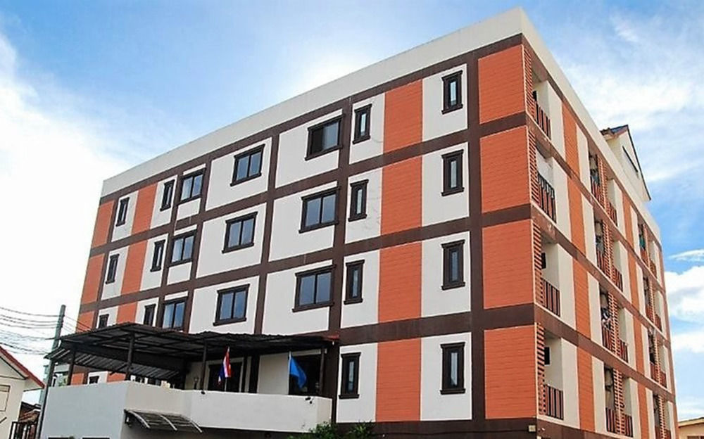 Aparthotel Grannylla Charoenkrung Bangkok Esterno foto
